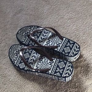 Muk Luk Platform Sandals